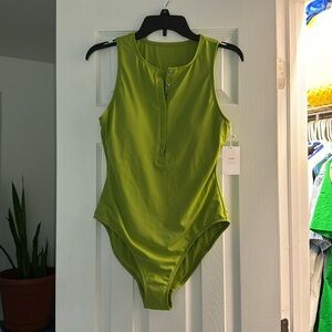 NWT Andie Malibu in Avocado